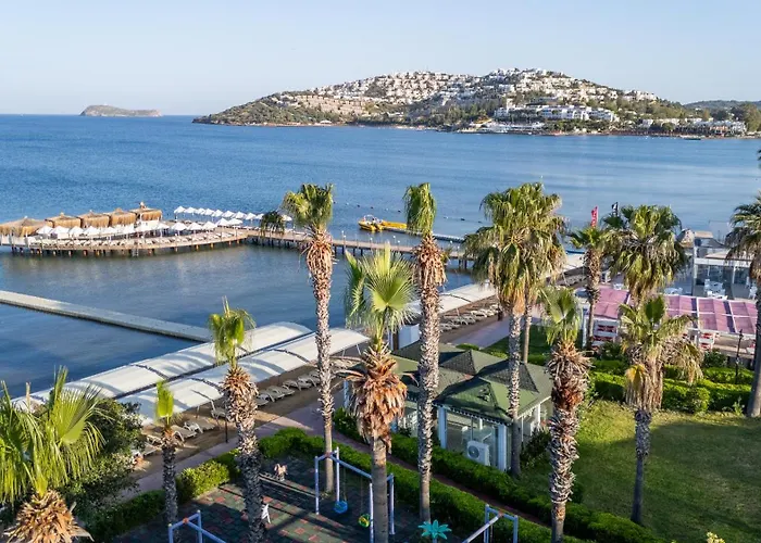 Resort Azure By Yelken 5*