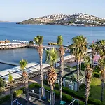 Üdülőközpont Azure By Yelken 5*